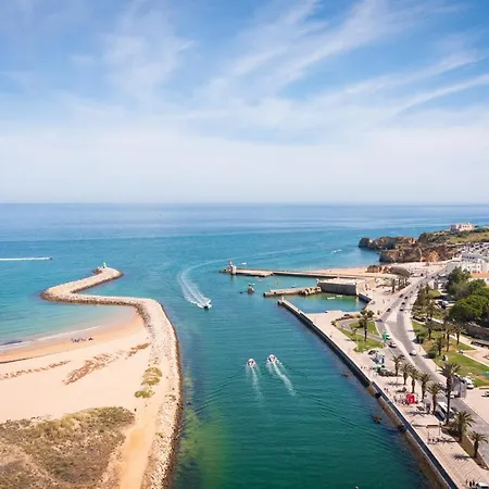 Porto De Mos 69 By Destination Algarve *