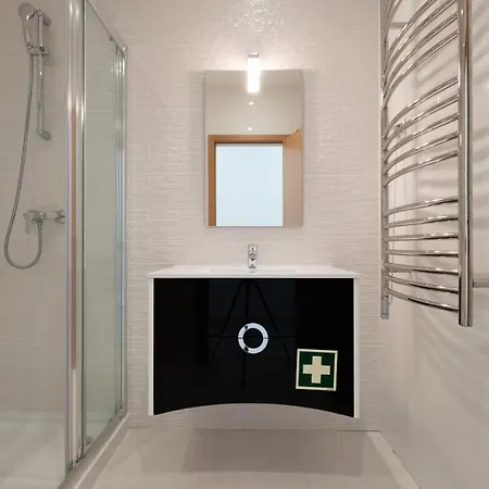 Porto De Mos 69 By Destination Algarve