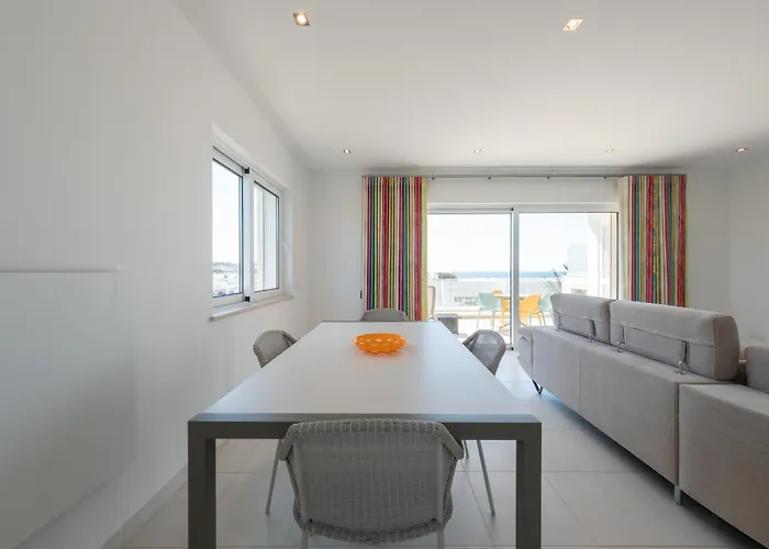 Porto De Mos 69 By Destination Algarve 라고스