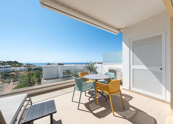 Porto De Mos 69 By Destination Algarve * 라고스