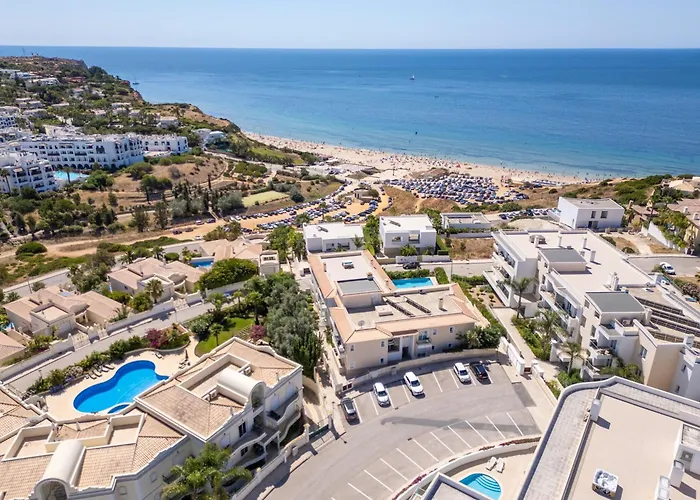 Porto De Mos 69 By Destination Algarve *