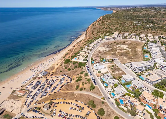 Porto De Mos 69 By Destination Algarve