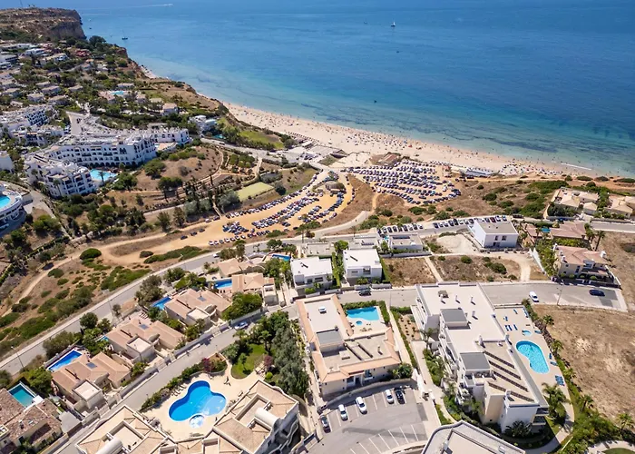 Porto De Mos 69 By Destination Algarve Lagos