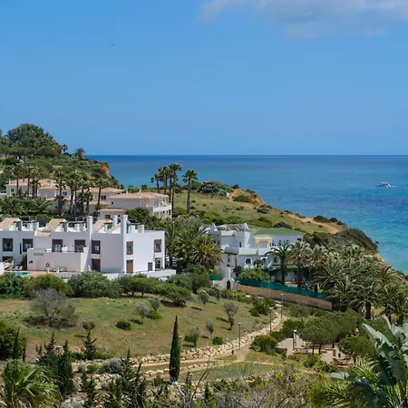 Porto De Mos 69 By Destination Algarve Λάγος