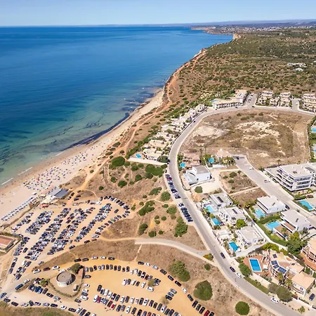 Porto De Mos 69 By Destination Algarve