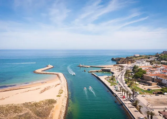 Porto De Mos 69 By Destination Algarve *