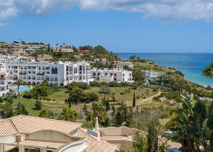 Porto De Mos 69 By Destination Algarve Λάγος